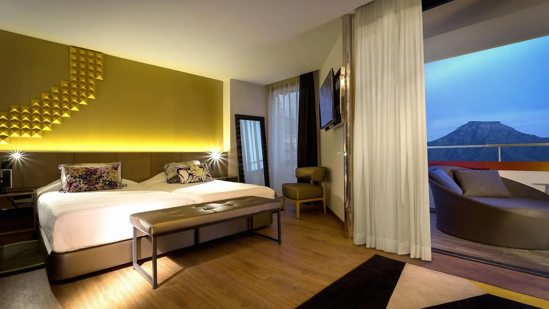 אדחה Hard Rock Hotel Tenerife