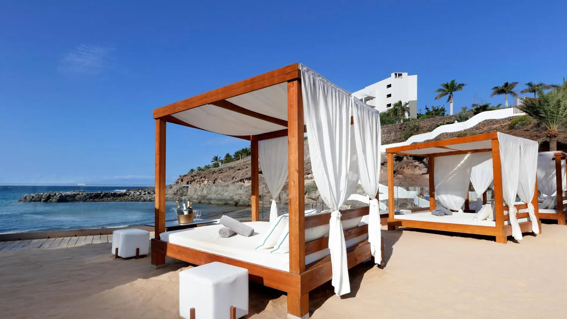*****  אדחה Hard Rock Hotel Tenerife ספרד