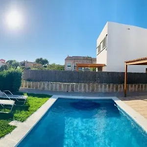 Lauvic Villa